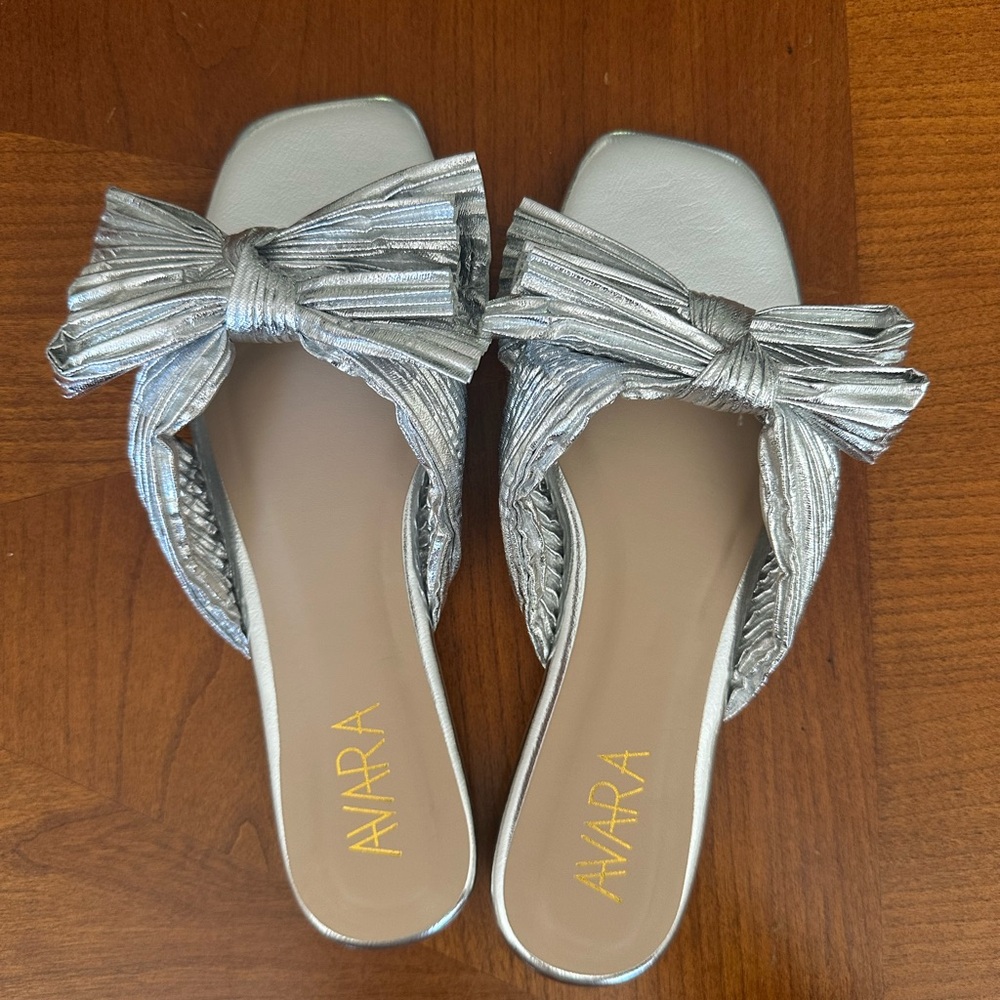 Avara Ariel Silver Sandals, size 6 (36)